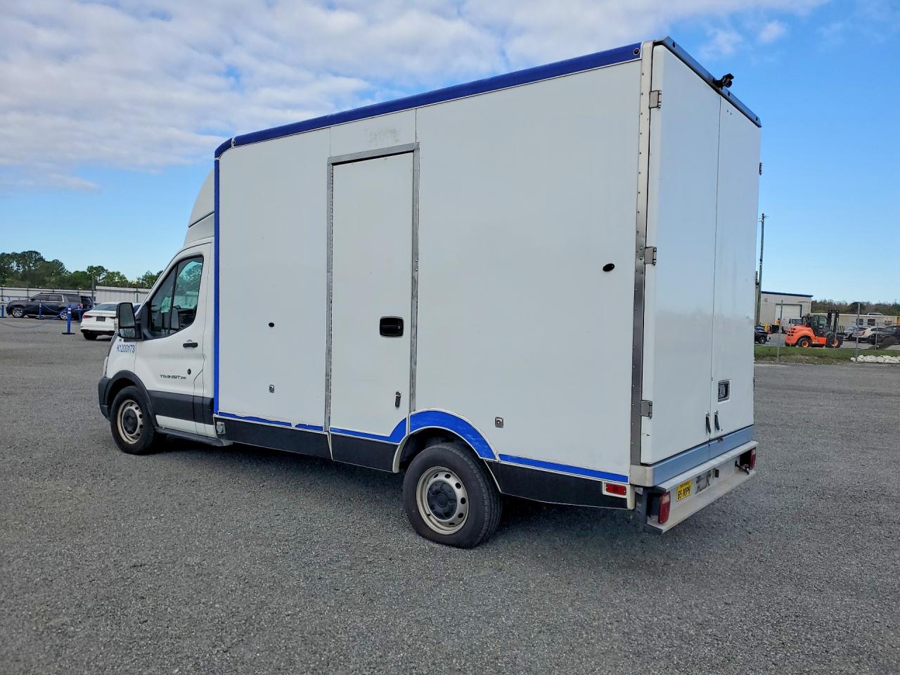 1FDBW5Z86LKB30317 · 2020 FORD TRANSIT · 2/13