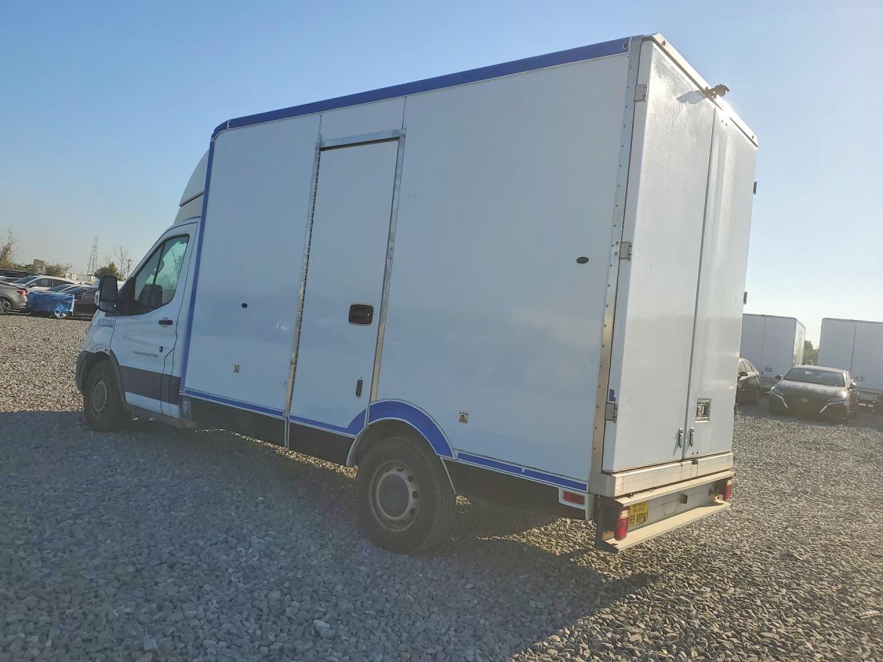 1FDBW5Z89LKB30327 · 2020 FORD TRANSIT · 2/13