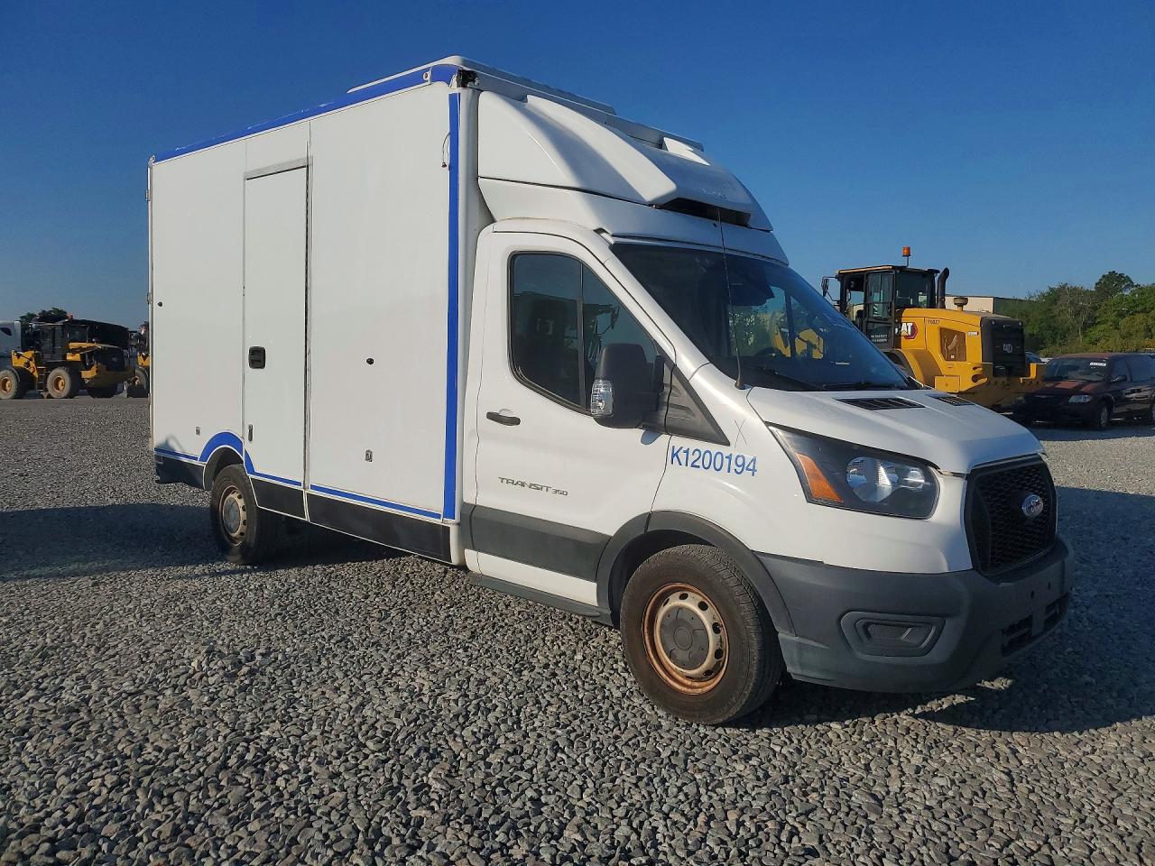 1FDBW5Z83LKB30338 · 2020 FORD TRANSIT · 4/13