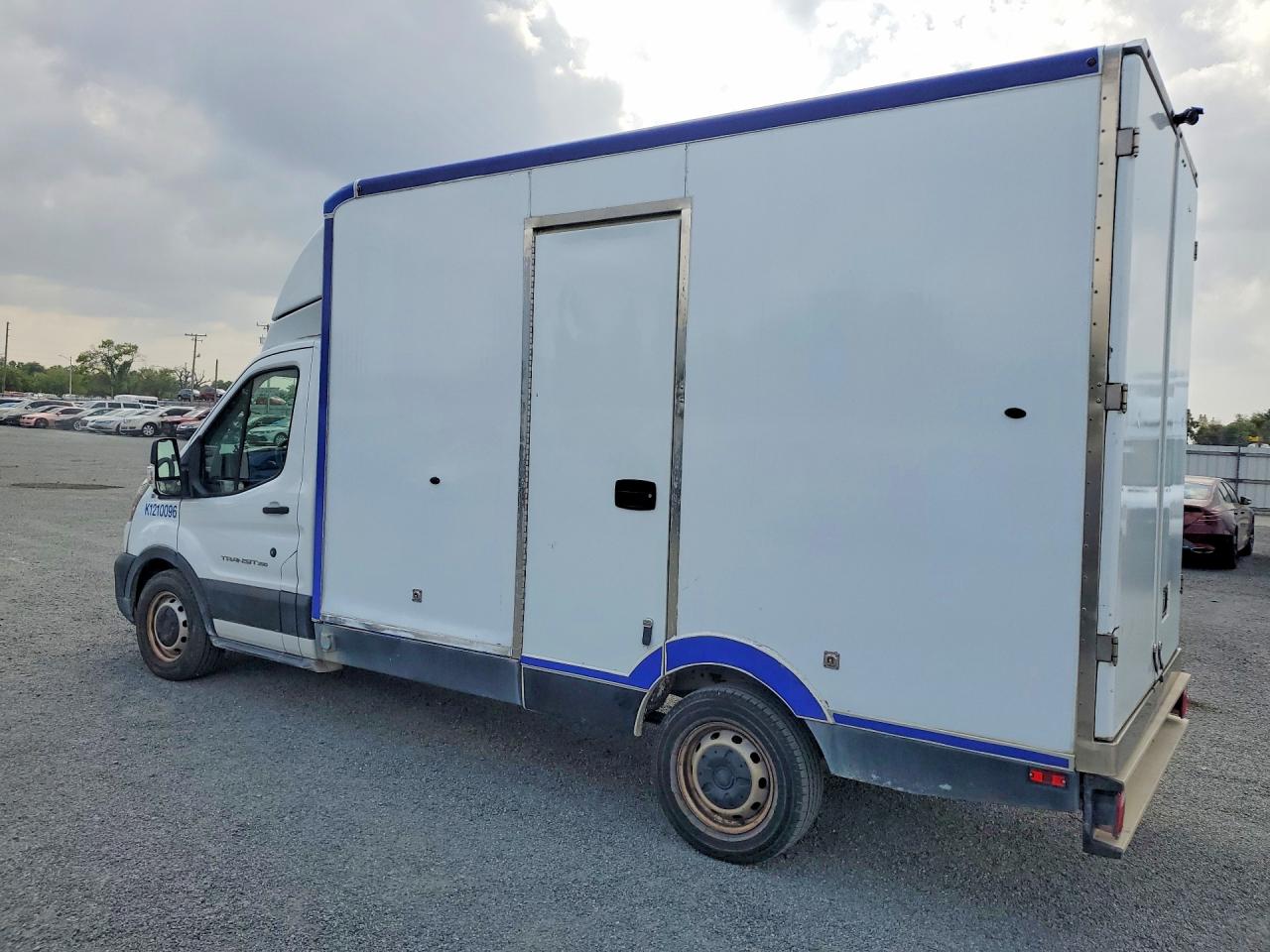 1FDBW5Z87MKA80044 · 2021 FORD TRANSIT · 2/13