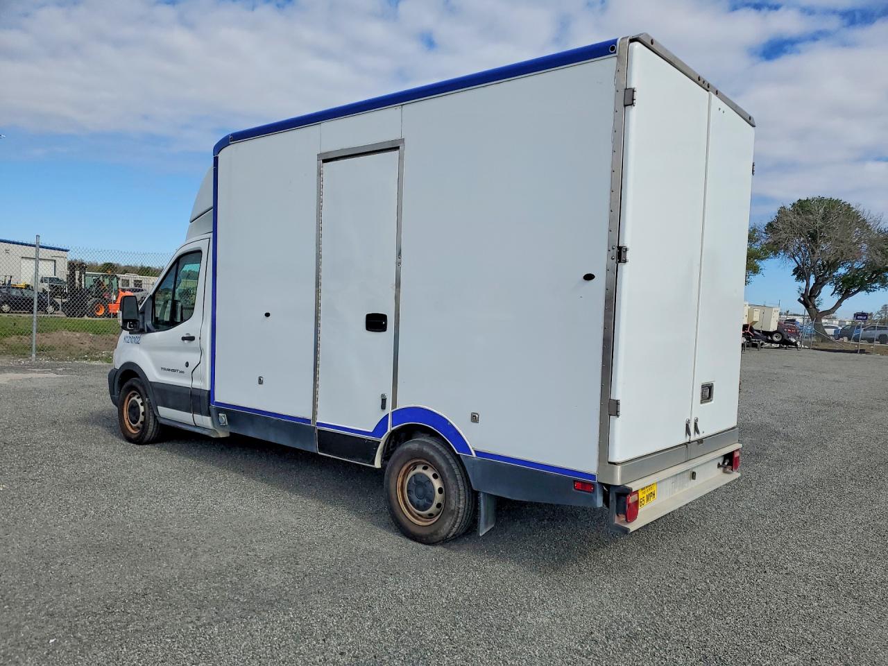 1FDBW5Z88MKA80070 · 2021 FORD TRANSIT · 2/13