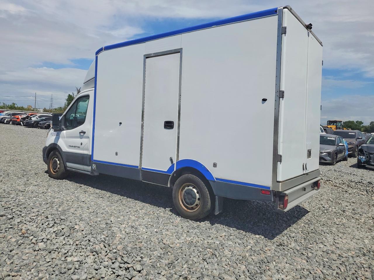 1FDBW5Z84MKA84374 · 2021 FORD TRANSIT · 2/13