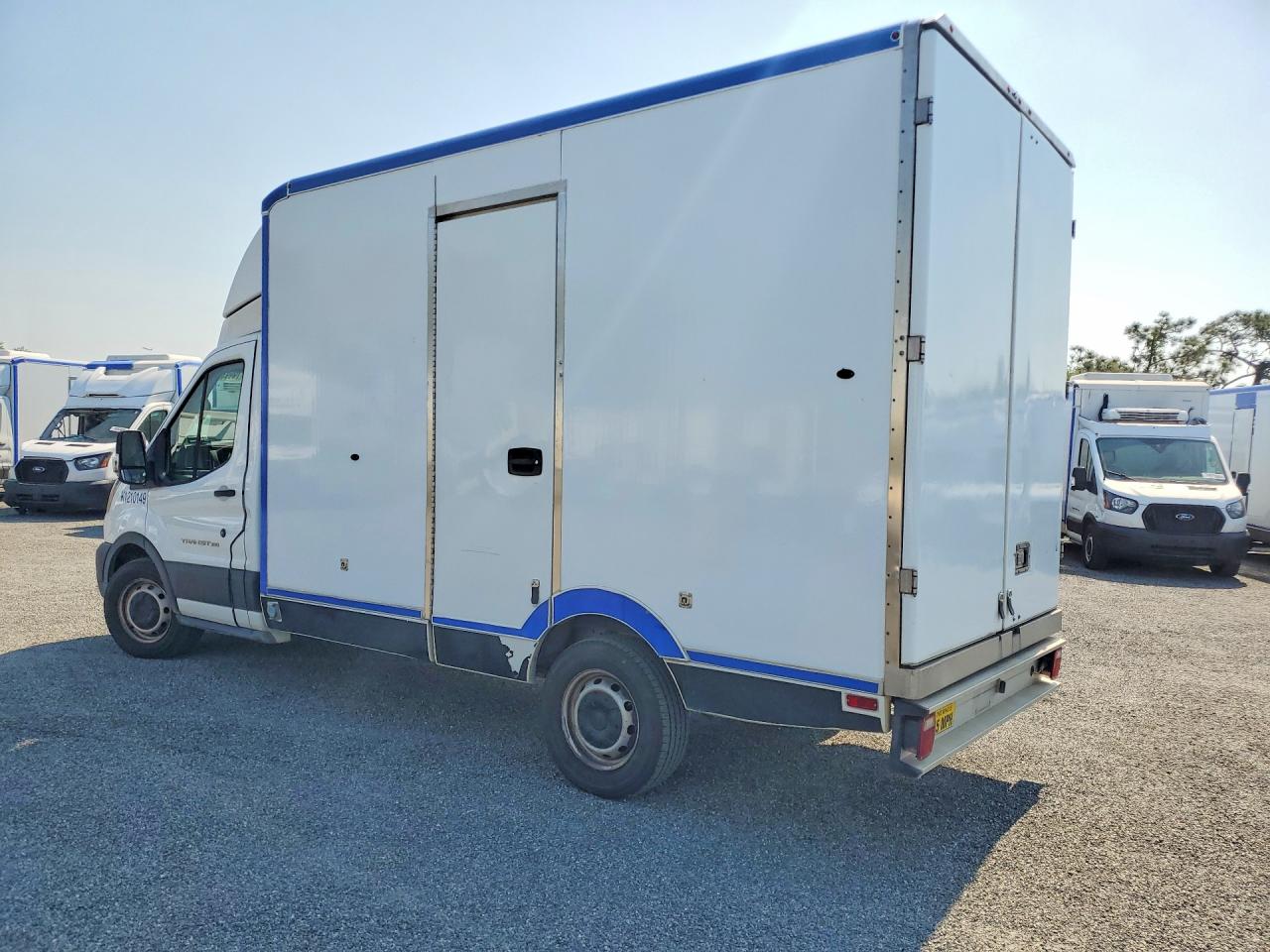 1FDBW5Z89MKA84404 · 2021 FORD TRANSIT · 2/13