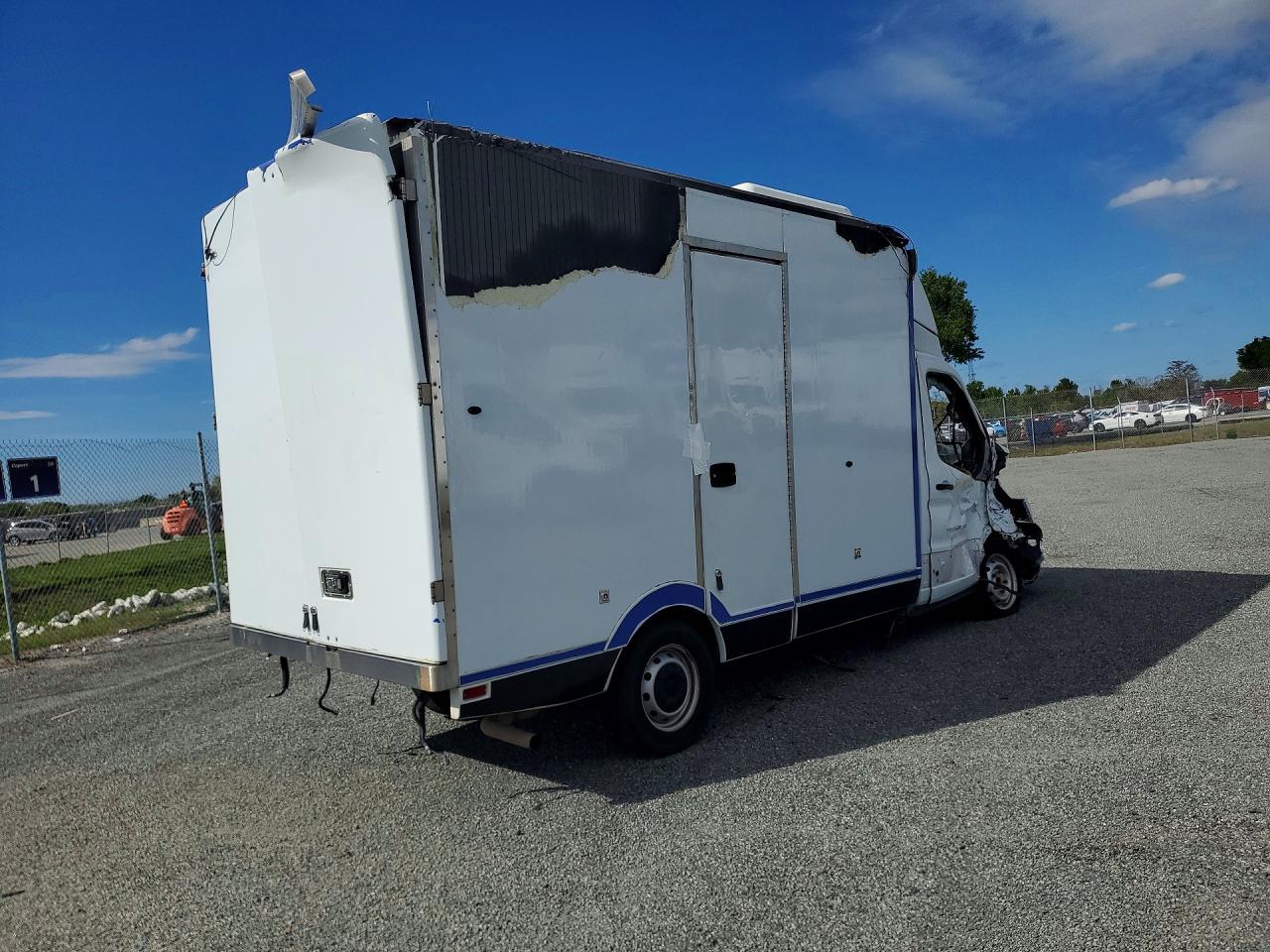 1FDBW5Z84MKA80051 · 2021 FORD TRANSIT · 3/13