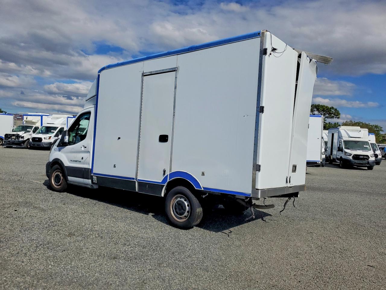1FDBW5Z84MKA80051 · 2021 FORD TRANSIT · 2/13