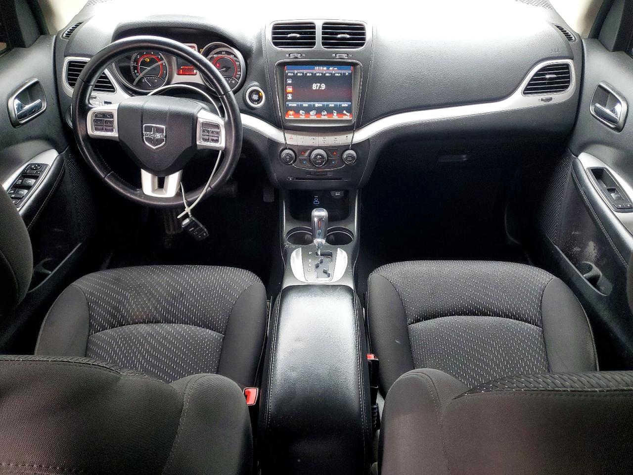 3C4PDDBG3JT511193 · 2018 DODGE JOURNEY · 8/13