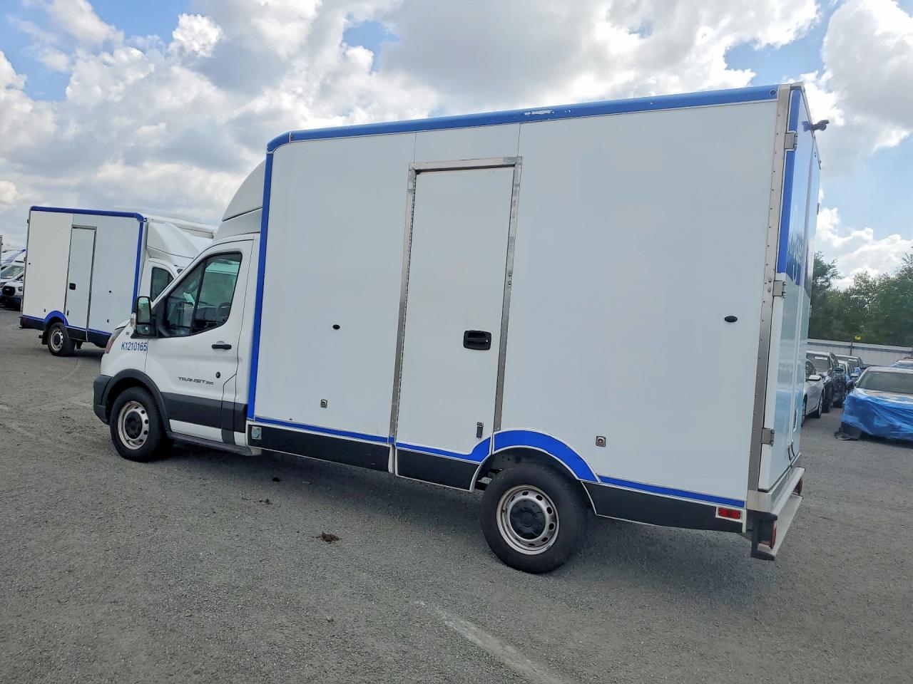 1FDBW5Z88MKA84376 · 2021 FORD TRANSIT · 2/13