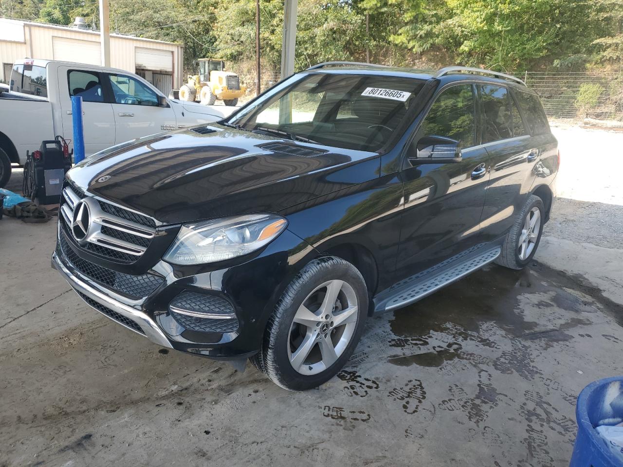 4JGDA5JB5JB025182 · 2018 MERCEDES-BENZ GLE