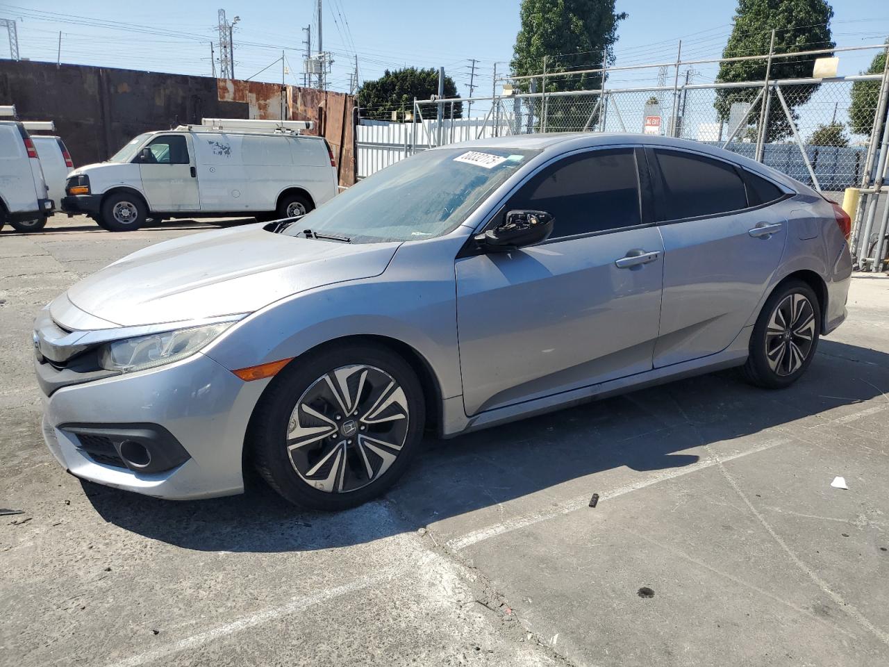 2HGFC1F35HH659113 · 2017 HONDA CIVIC EX