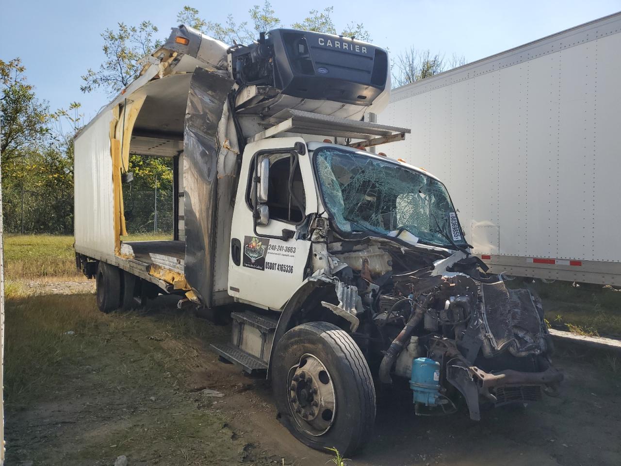 1FVACWDT7BDBD8040 · 2011 FRHT - FREIGHTLINER M2
