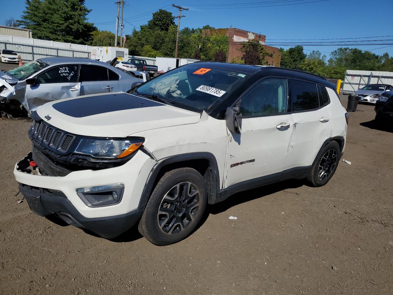 3C4NJDDB0MT564682 · 2021 JEEP COMPASS