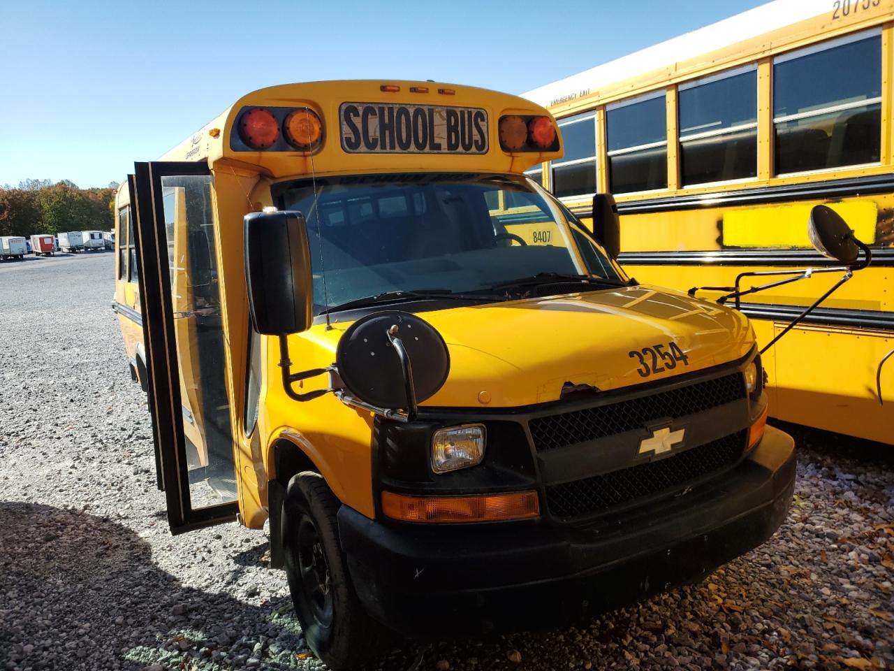 1GBHG31CX81144688 · 2008 CHEVROLET EXPRESS G3500