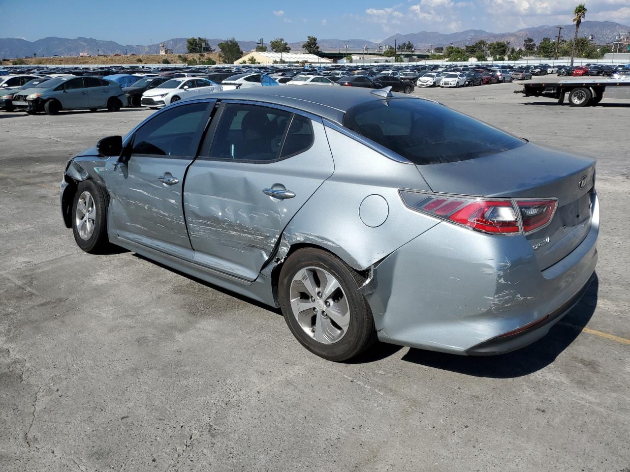 KNAGM4AD0F5089668 · 2015 KIA OPTIMA · 2/12