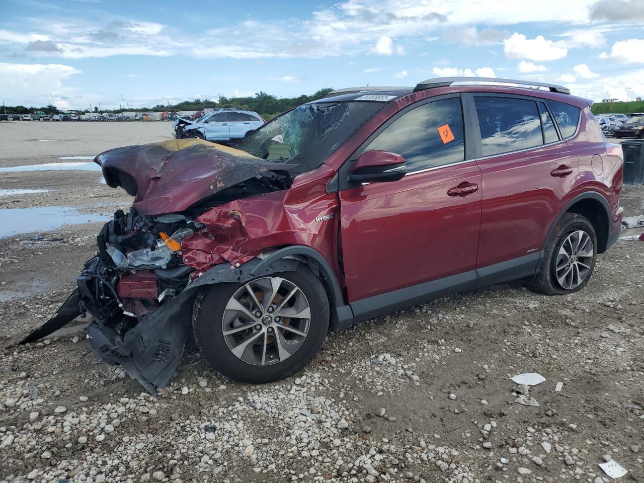 JTMRJREV0JD238518 · 2018 TOYOTA RAV4 HV