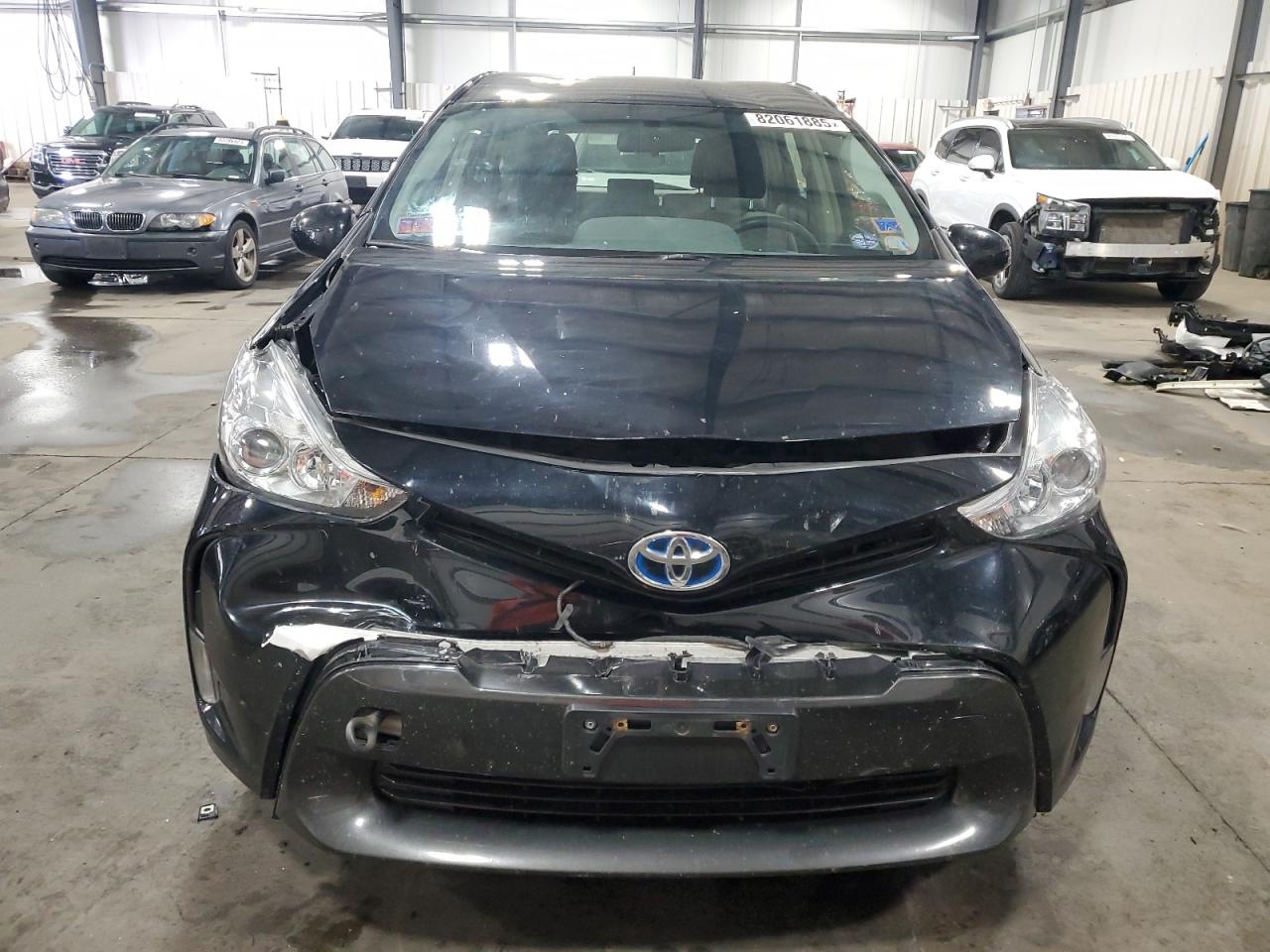 JTDZN3EU3FJ028366 · 2015 TOYOTA PRIUS V · 5/13