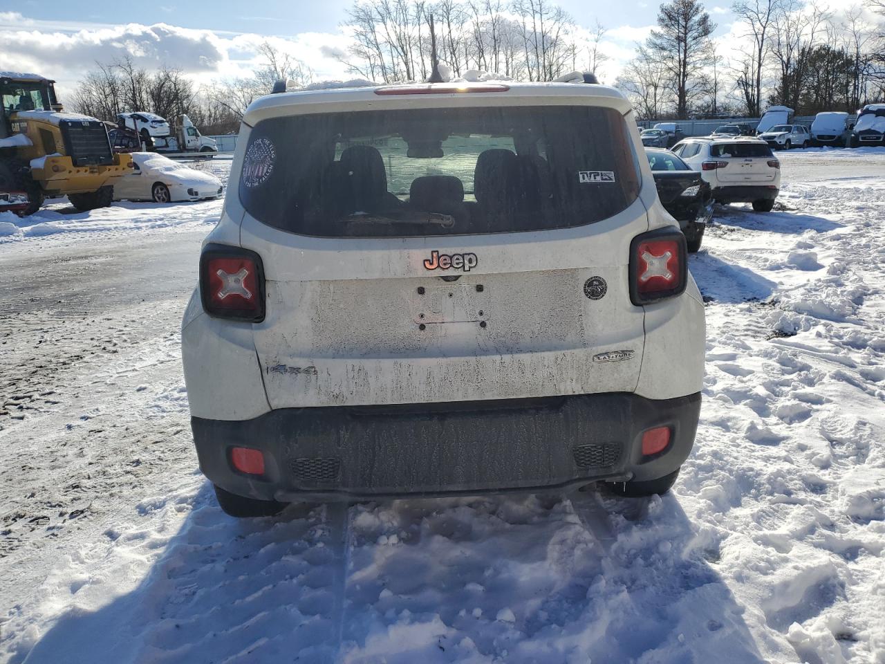 ZACCJBBTXGPE28000 · 2016 JEEP RENEGADE · 6/12