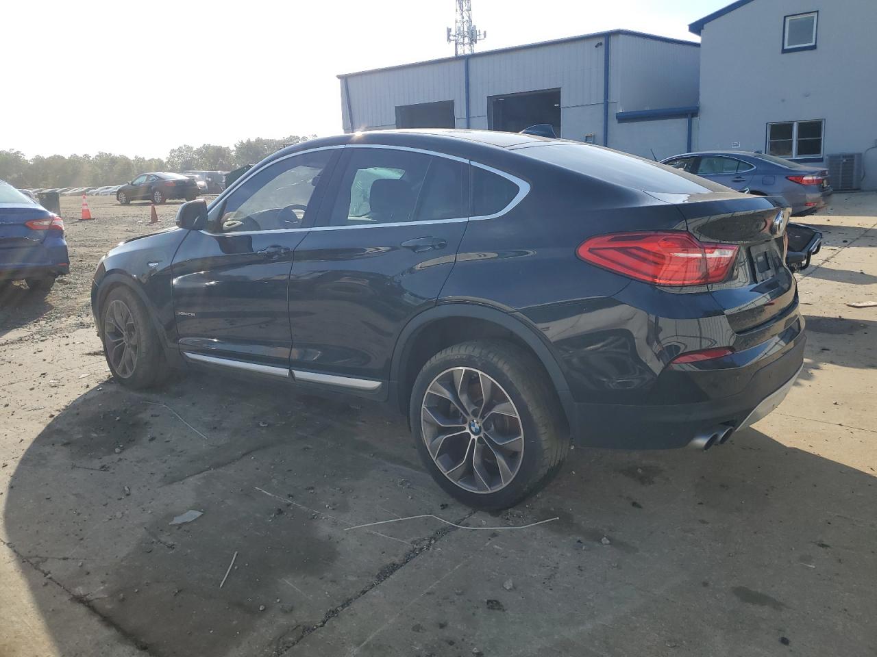 5UXXW3C56G0R20634 · 2016 BMW X4 · 2/13