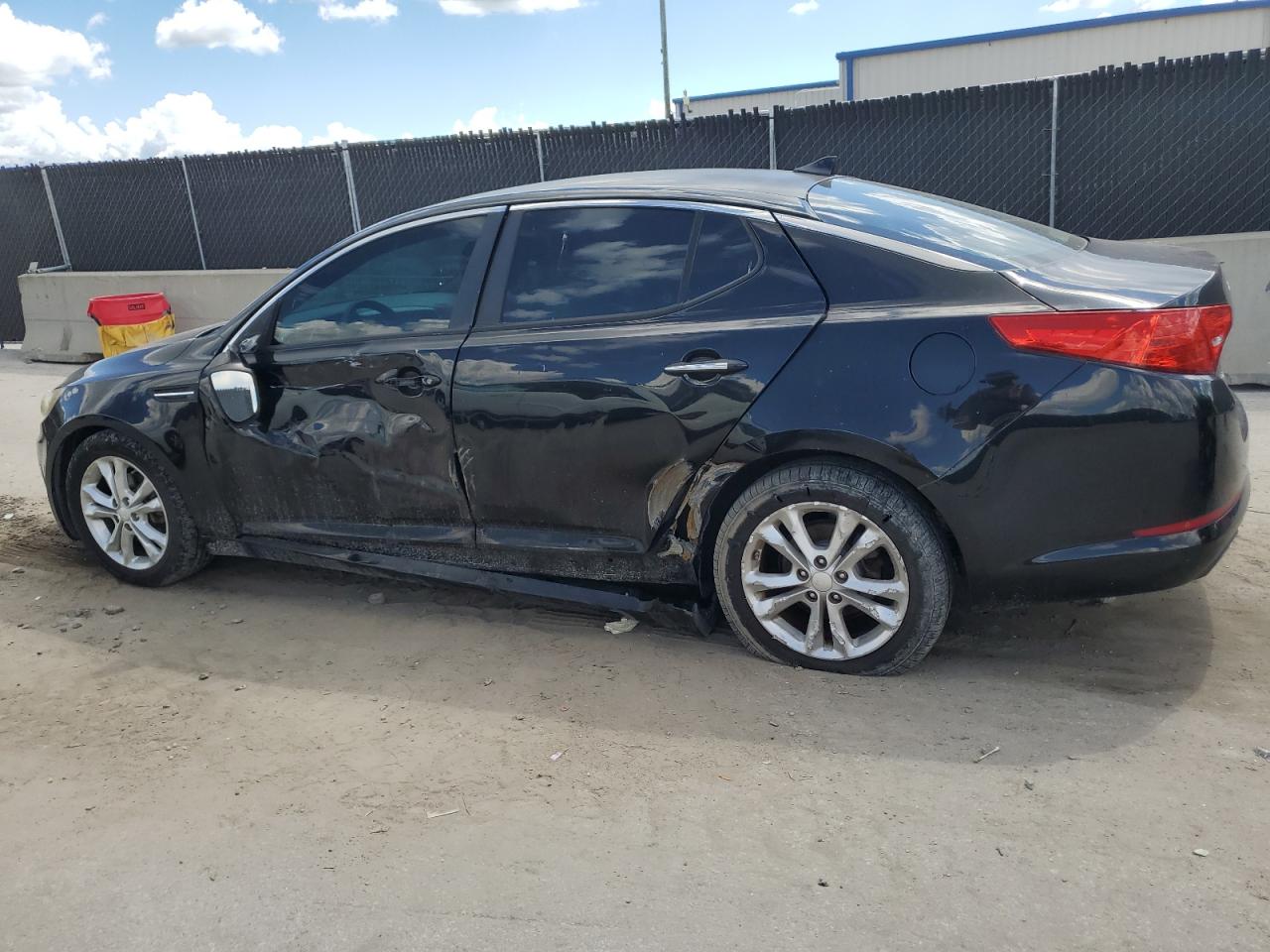5XXGM4A7XCG019454 · 2012 KIA OPTIMA · 2/12
