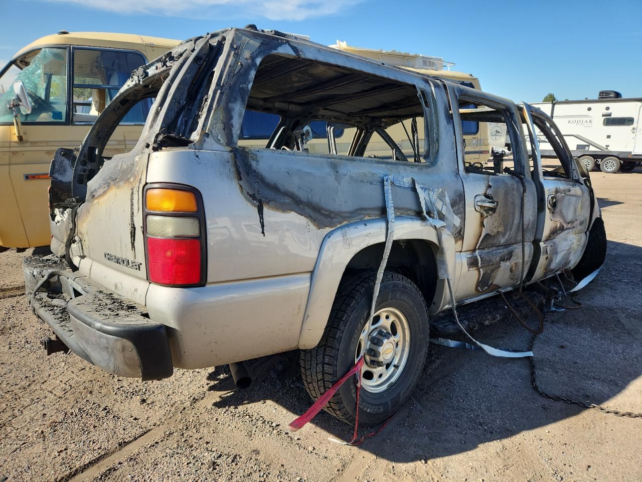 3GNGK26GX4G316782 · 2004 CHEVROLET SUBURBAN · 3/12