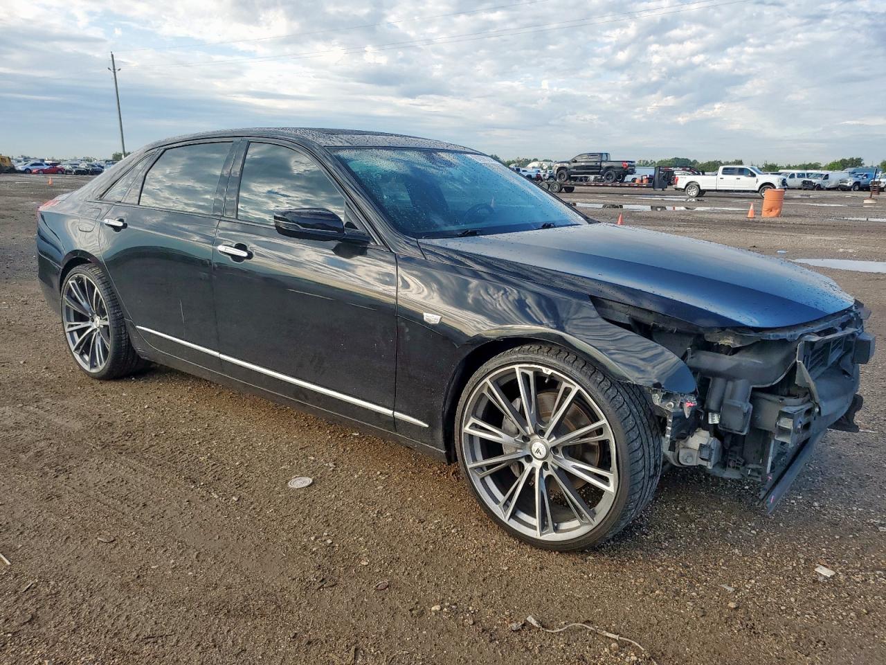1G6KF5RSXHU154568 · 2017 CADILLAC CT6 · 4/13