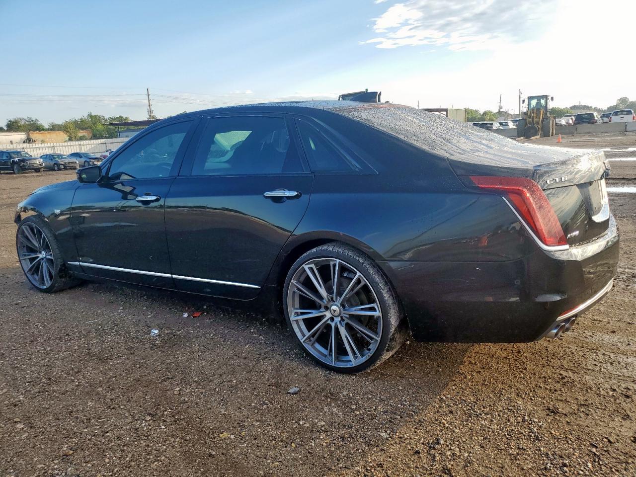 1G6KF5RSXHU154568 · 2017 CADILLAC CT6 · 2/13
