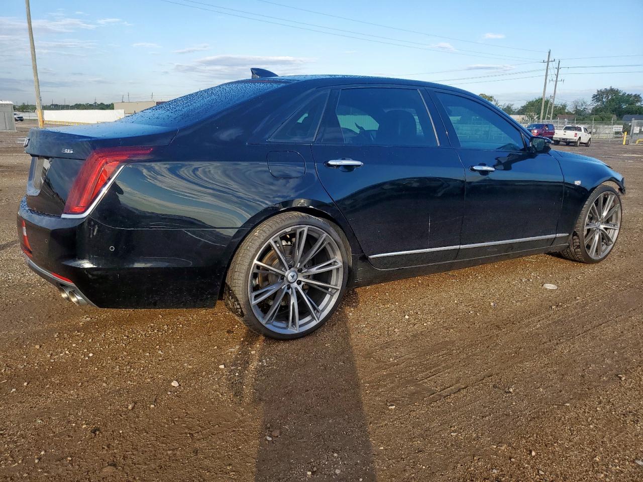 1G6KF5RSXHU154568 · 2017 CADILLAC CT6 · 3/13