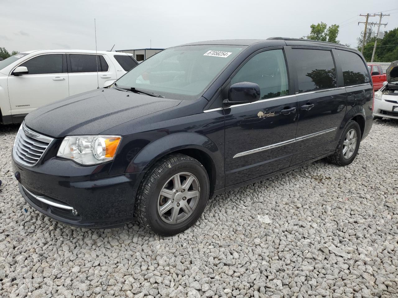 2A4RR5DG4BR703122 · 2011 CHRYSLER TOWN & COUNTRY