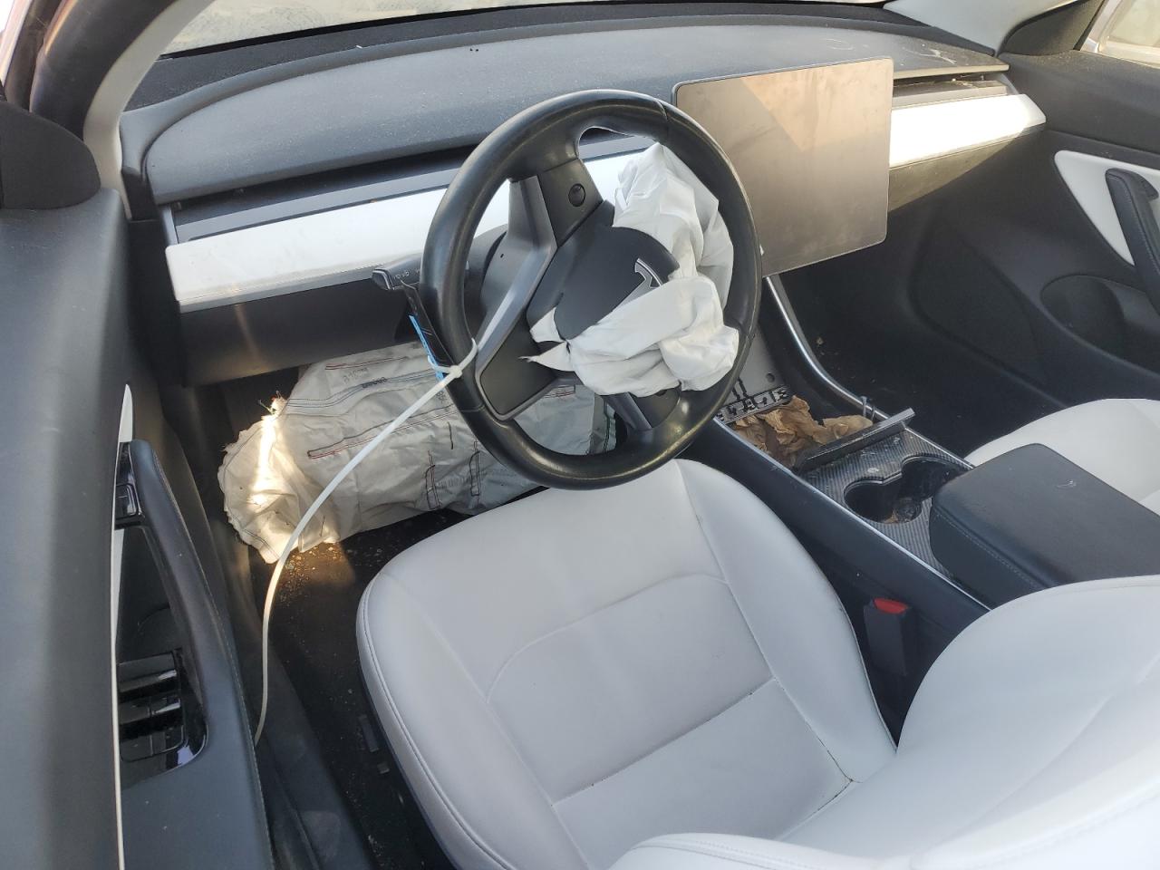 5YJ3E1EA9KF327216 · 2019 TESLA MODEL 3 · 8/12