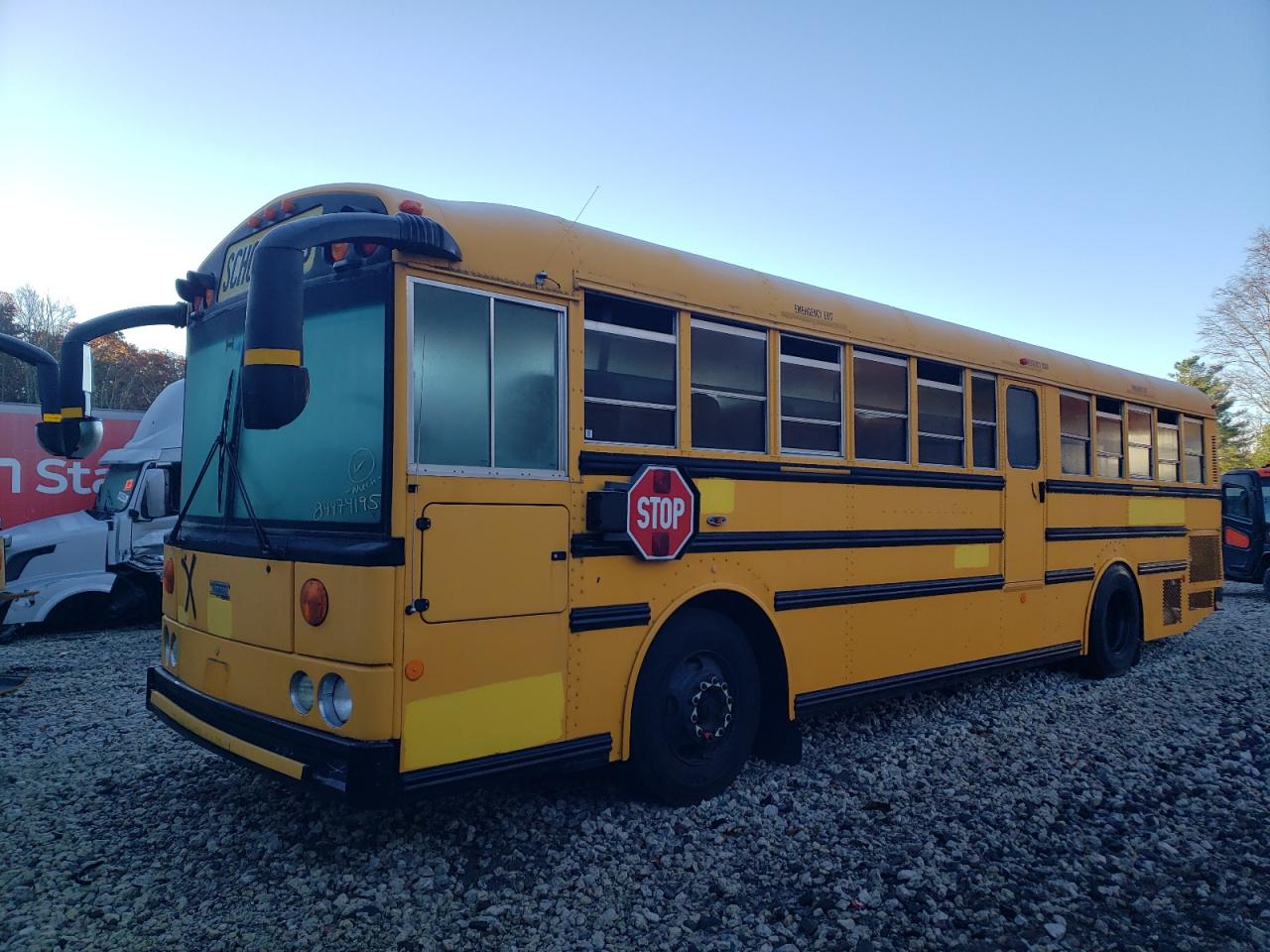 1T7YN4E27C1149982 · 2012 THOMAS SAF-T-LINER HDX · 2/10