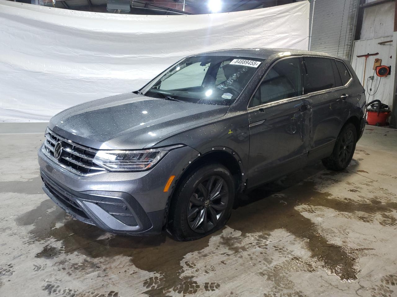 3VV2B7AX6PM133037 · 2023 VOLKSWAGEN TIGUAN