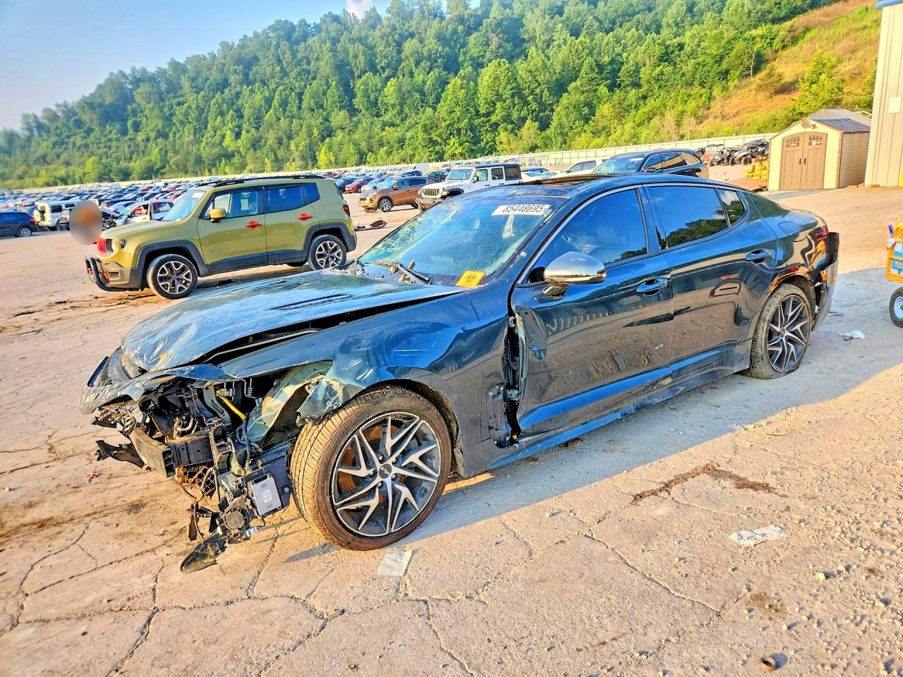 KNAE35LD2N6115287 · 2022 KIA STINGER