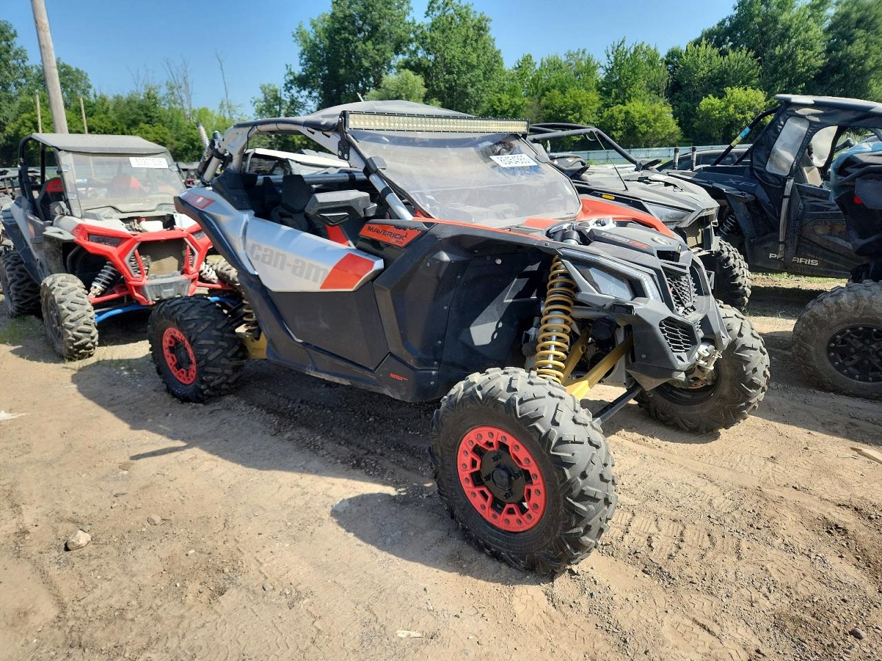 3JBVXAV40LK002253 · 2020 CAN-AM MAVERICK X3