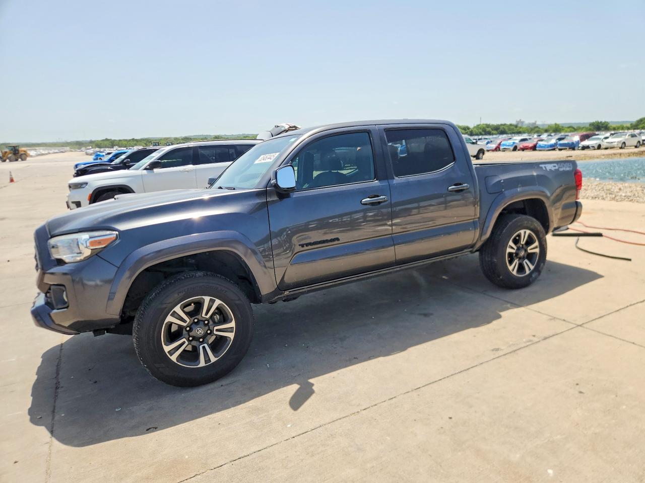 3TMCZ5AN6KM237666 · 2019 TOYOTA TACOMA