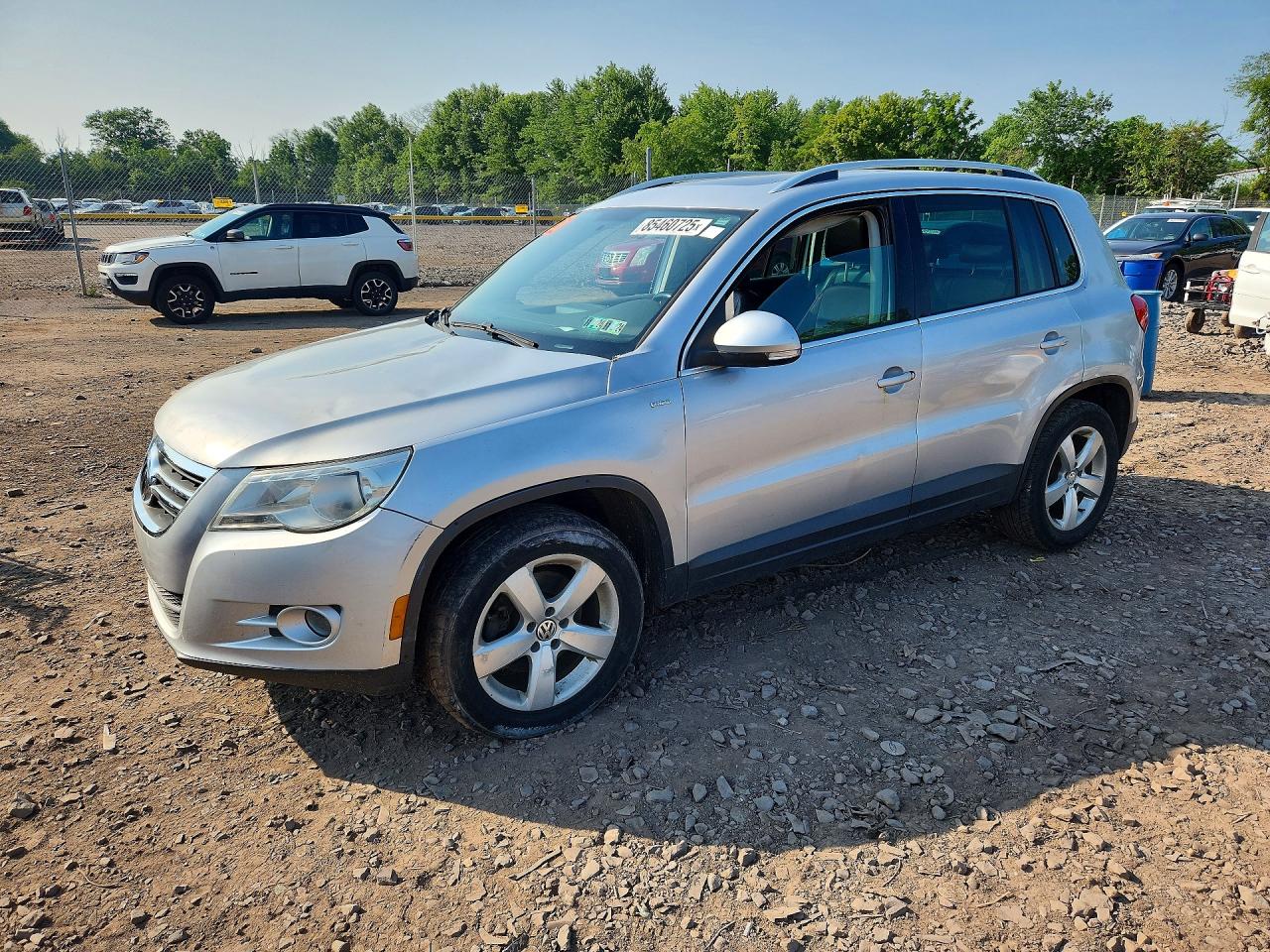 WVGBV7AX1AW001912 · 2010 VOLKSWAGEN TIGUAN