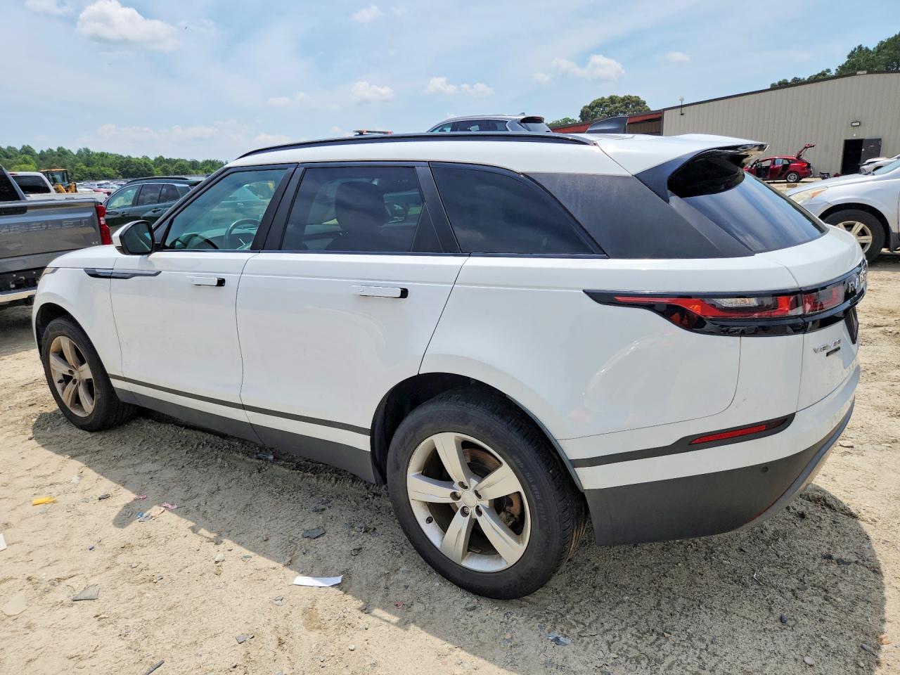 SALYB2RX5JA766433 · 2018 LAND ROVER RANGE ROVER VELAR · 2/13