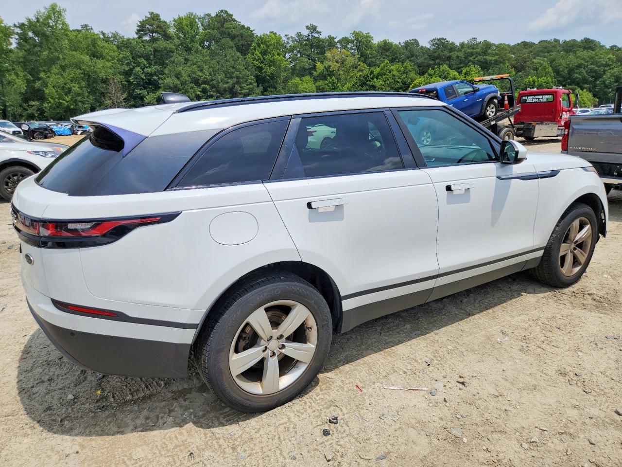 SALYB2RX5JA766433 · 2018 LAND ROVER RANGE ROVER VELAR · 3/13