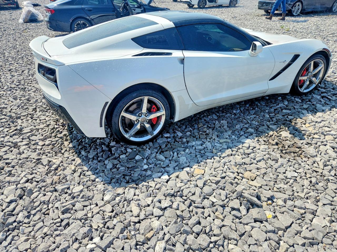 1G1YF2D72F5100092 · 2015 CHEVROLET CORVETTE · 3/13