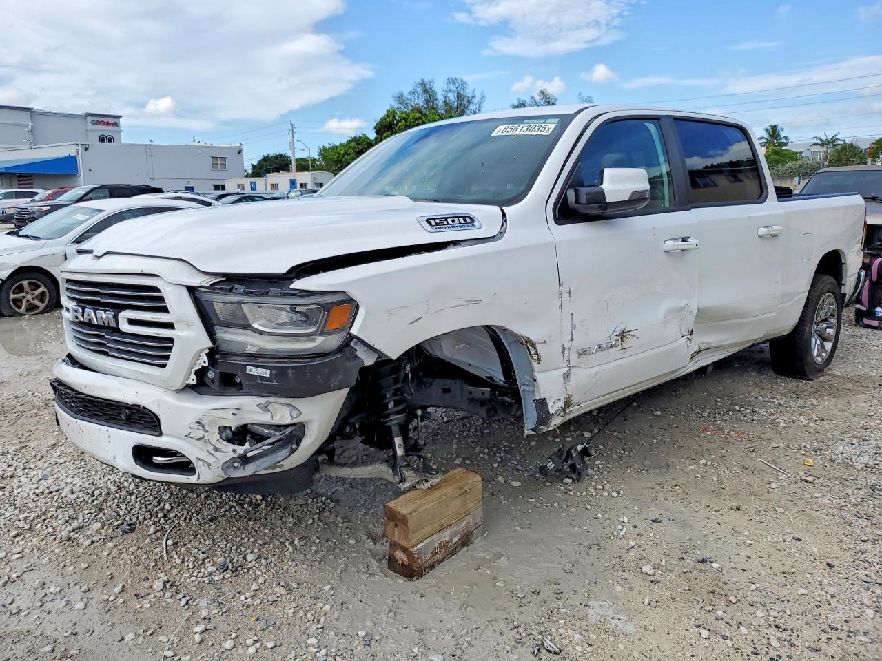 1C6SRFRT1PN617622 · 2023 RAM 1500