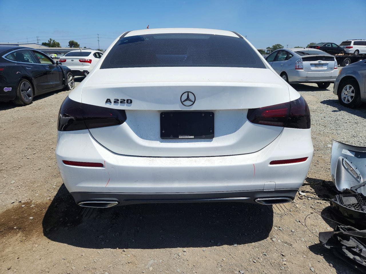 WDD3G4EBXKW021955 · 2019 MERCEDES-BENZ A · 6/13