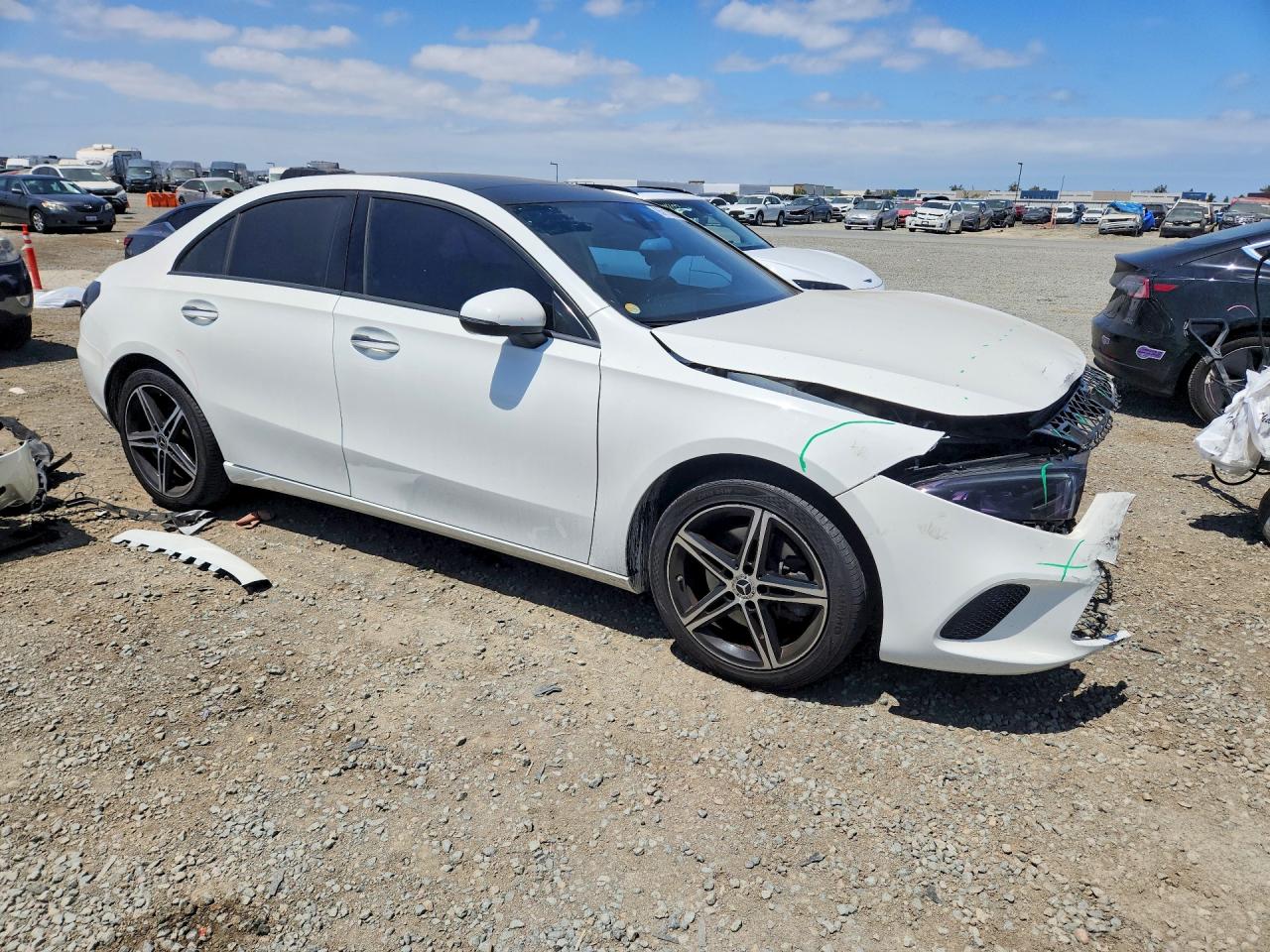 WDD3G4EBXKW021955 · 2019 MERCEDES-BENZ A · 4/13