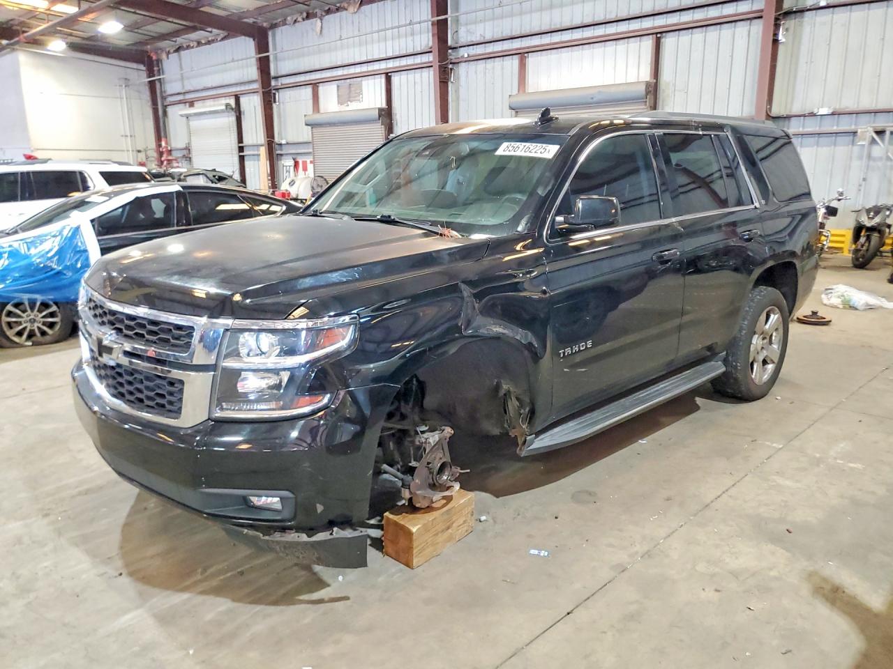 1GNSCBKC8HR318143 · 2017 CHEVROLET TAHOE