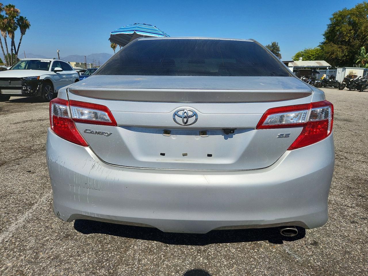 4T1BF1FK0EU325426 · 2014 TOYOTA CAMRY · 6/12