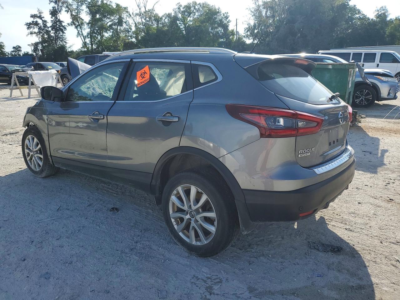 JN1BJ1CV0LW552427 · 2020 NISSAN ROGUE SPORT · 2/13