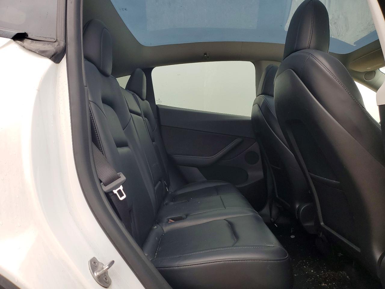 7SAYGDEEXNF387355 · 2022 TESLA MODEL Y · 11/13