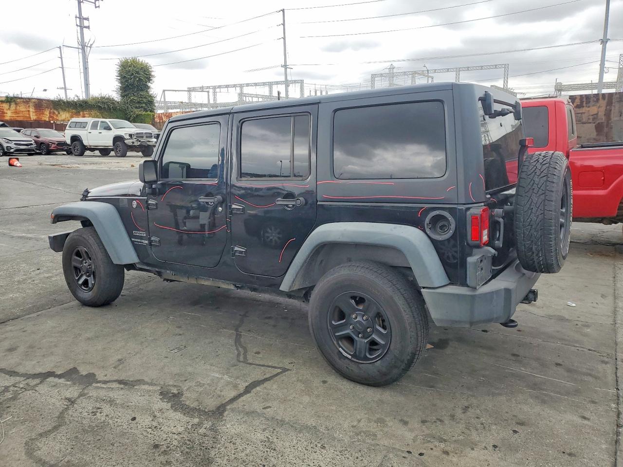 1C4BJWDG2JL908899 · 2018 JEEP WRANGLER UNLIMITED · 2/13