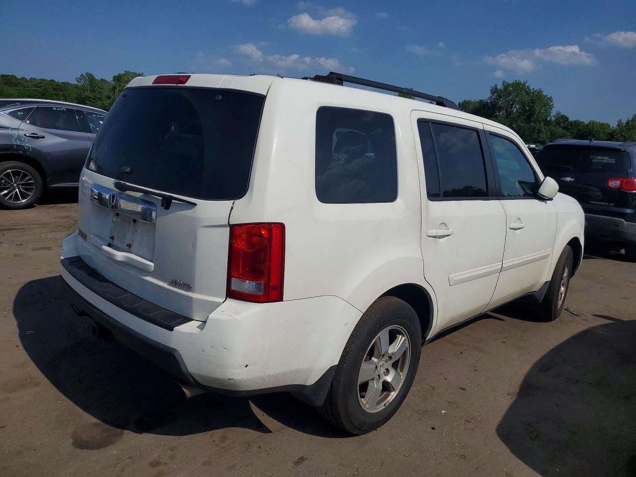 5FNYF4H47BB064900 · 2011 HONDA PILOT · 3/12