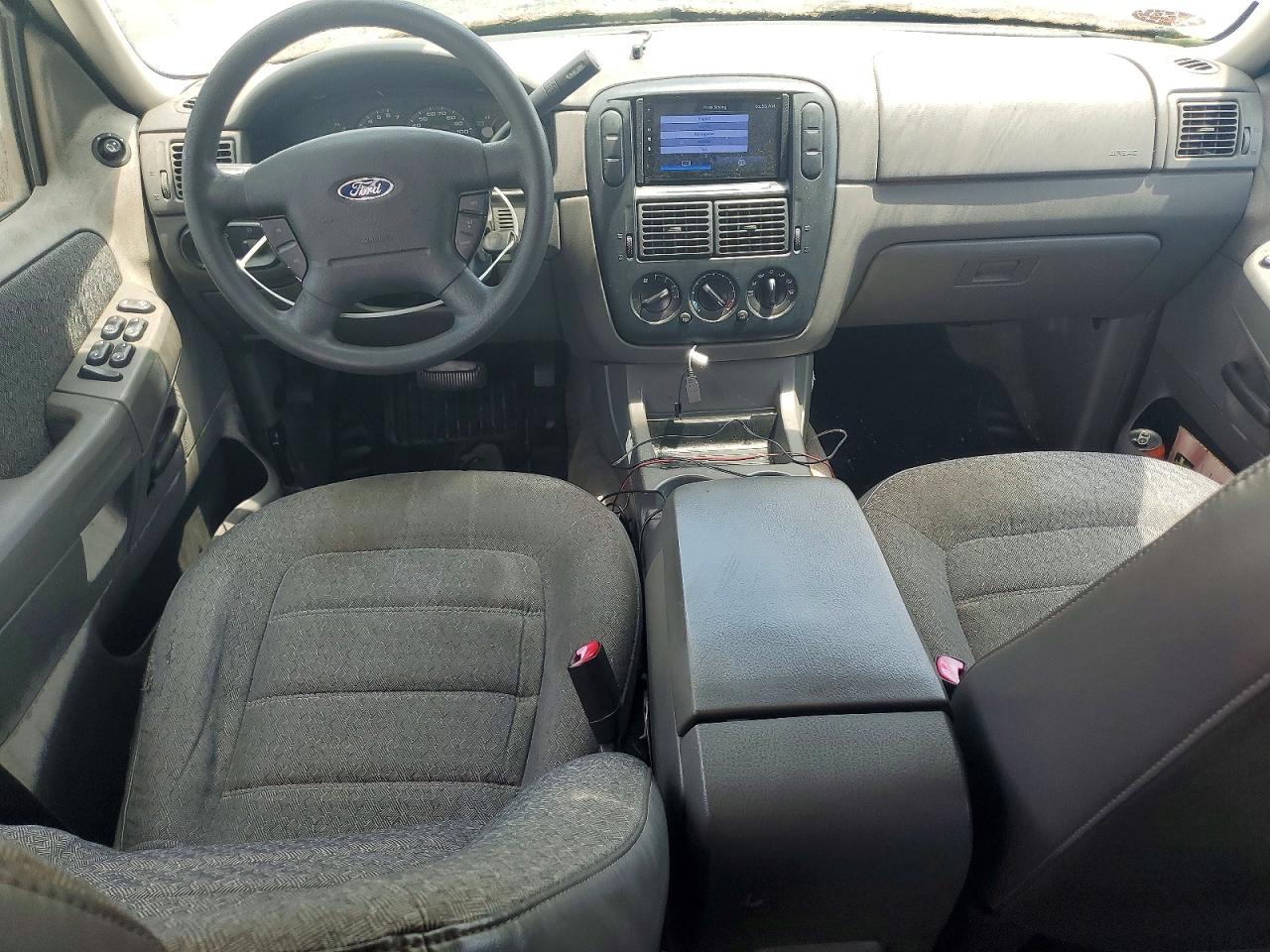 1FMZU62KX3UB30518 · 2003 FORD EXPLORER · 8/13