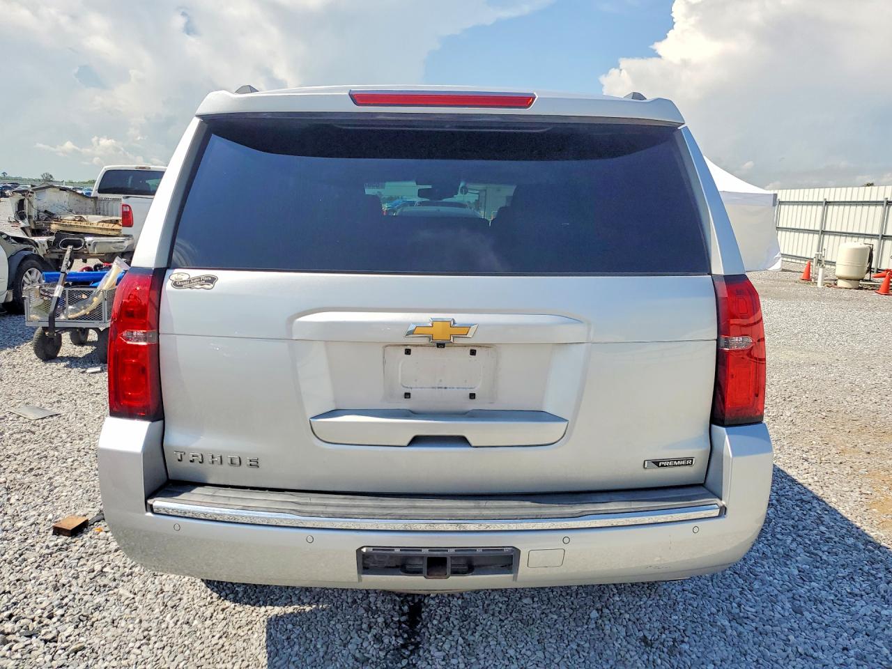 1GNSCCKC7HR159590 · 2017 CHEVROLET TAHOE · 6/13