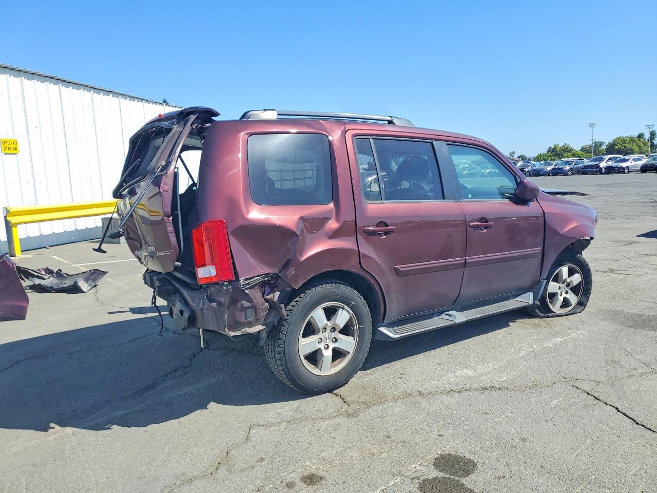 5FNYF4H70BB071097 · 2011 HONDA PILOT · 3/12