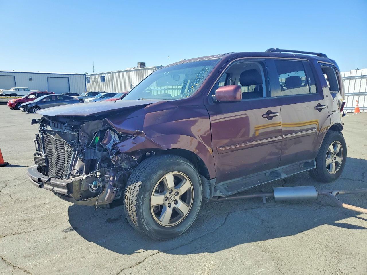 5FNYF4H70BB071097 · 2011 HONDA PILOT